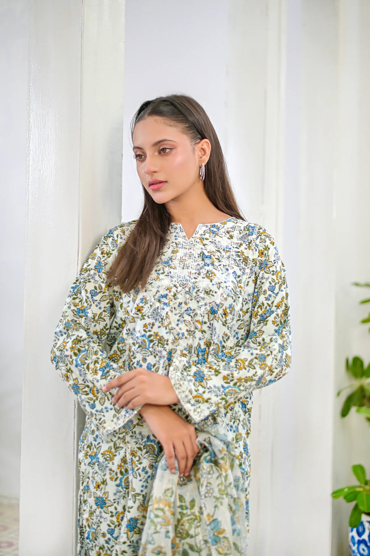 CITRINE - Embroidered 3-Piece Farshi Shalwar Lawn Dress