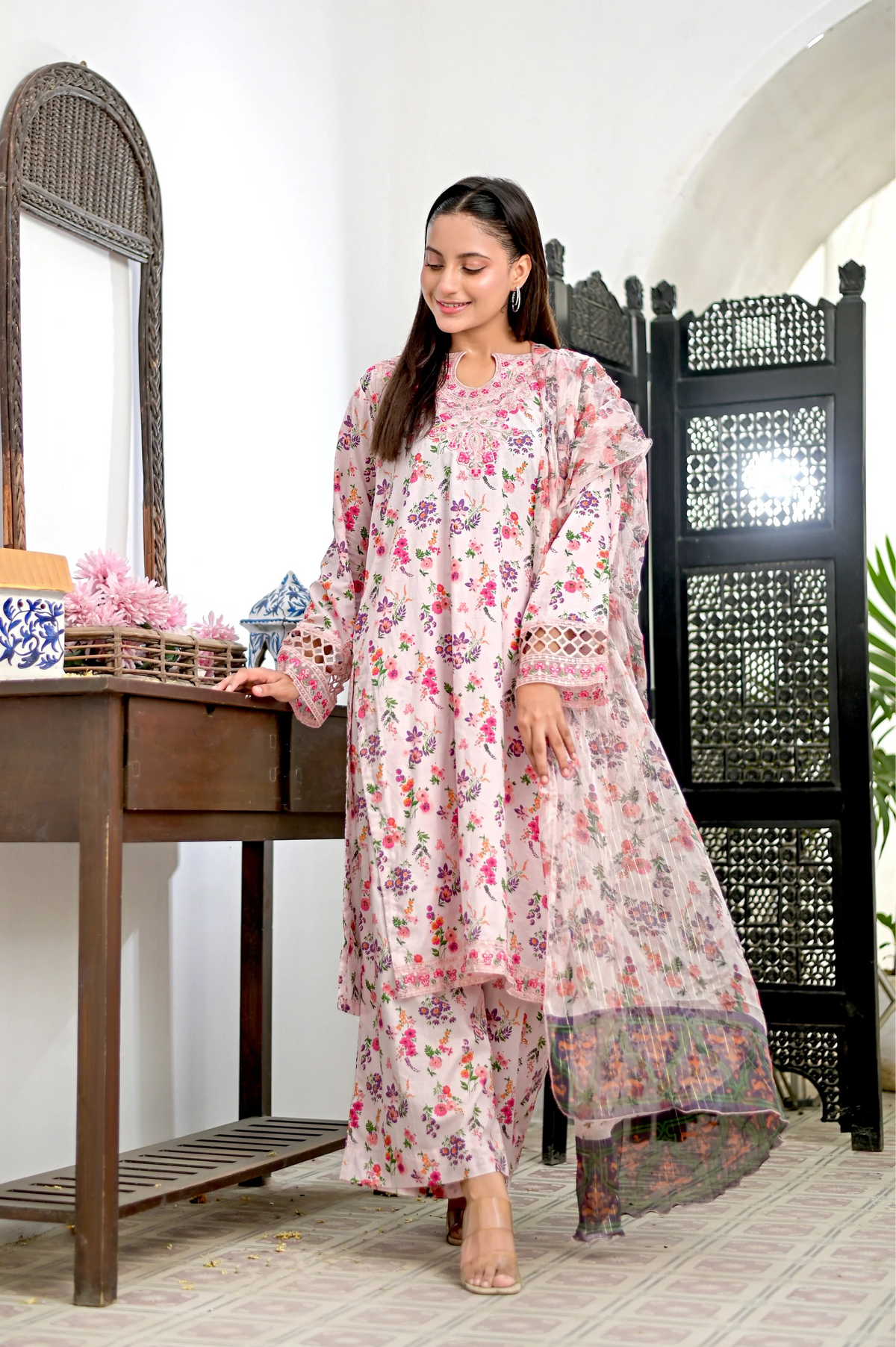 ROSE BLEND - Embroidered 3-Piece Lawn Dress