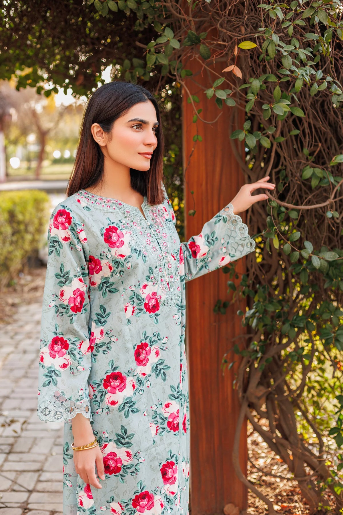Rosewood - Embroidered 2 Piece Stitched Lawn Dress